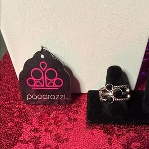 Paparazzi Elegant Black and Silver Ring